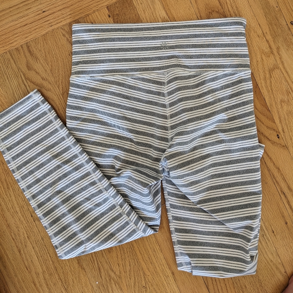 ATHLETA Gray and White Stripe Chaturanga Capri Crop Yoga Leggings Size Small